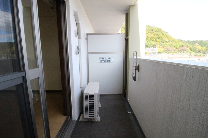 ベランダ・バルコニー エル・セレ－ノ山科