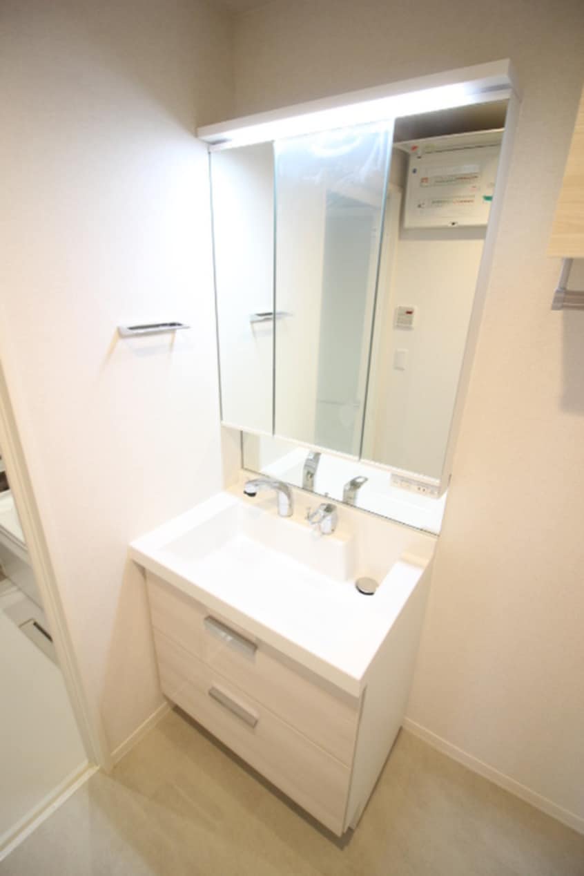 洗面 Ｌｕｃｉｏｌｅ