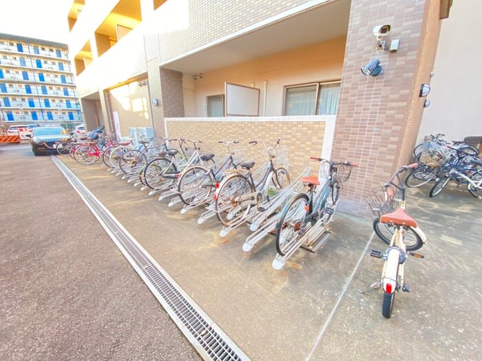 駐輪場 プレジール山科