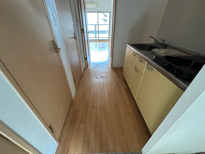 廊下 インプルーブ四天王寺