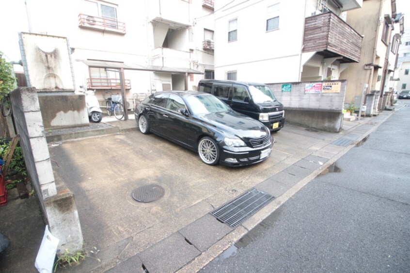 駐車場 長岡マンション