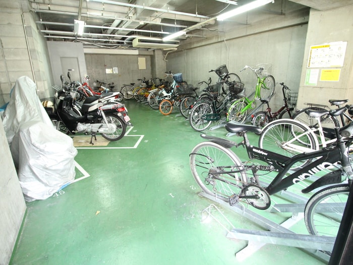 駐輪場 天満ﾒｿﾞﾝ中塚