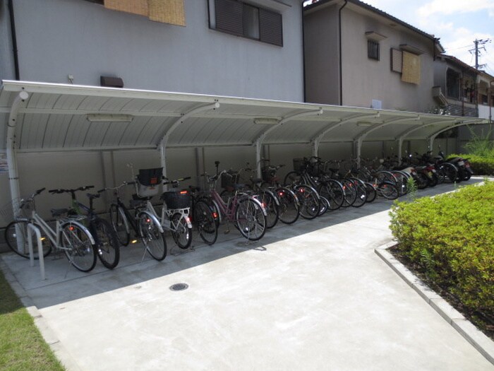 駐輪場 グランデ紫陽花