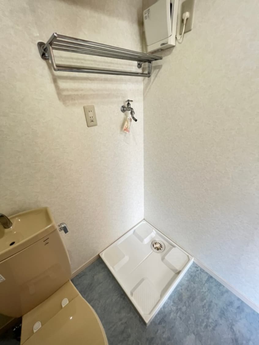 洗濯機置場 グレイスシャト－王子