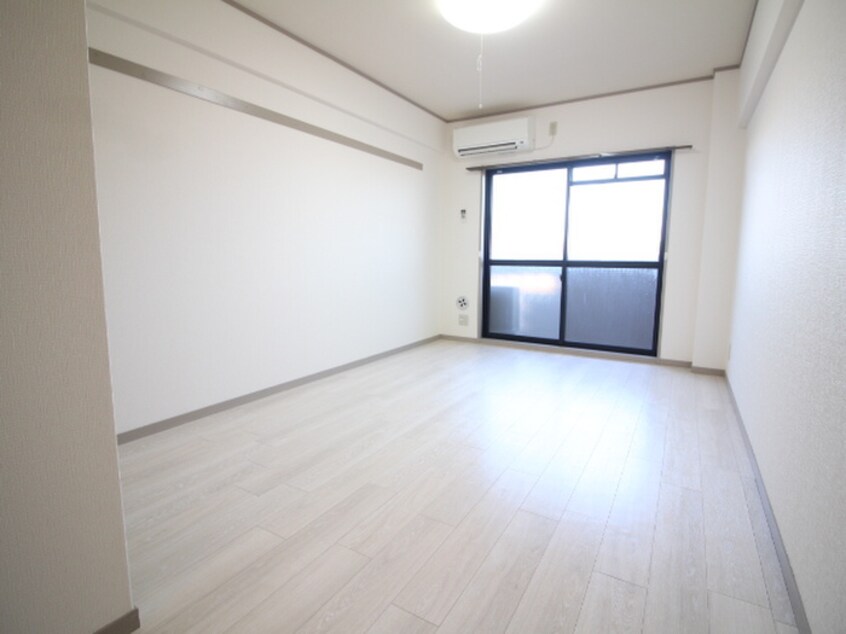 居室 ファースト