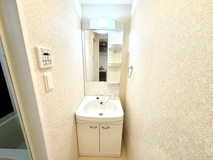 洗面 Ｌｕｘｅ芦屋南