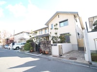 吹田市藤白台４丁目テラスハウス