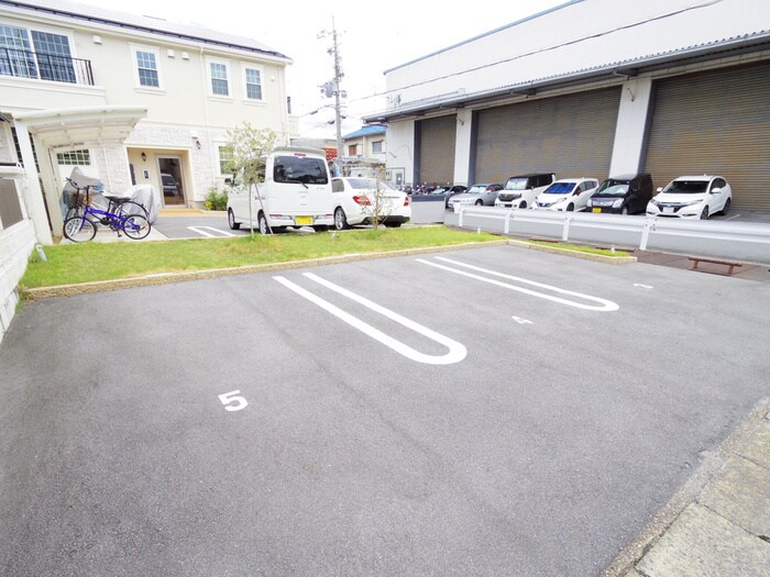 駐車場 ピア・プリマ貴船館