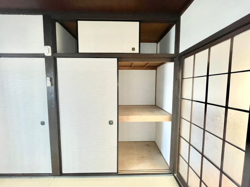 収納 巽貸家