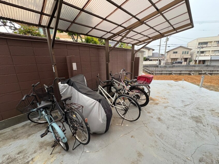駐輪場 コーポ大美野