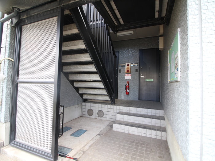 エントランス部分 RIHITO八尾A棟