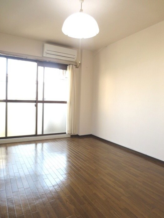 居室 サニ－コ－ト大利