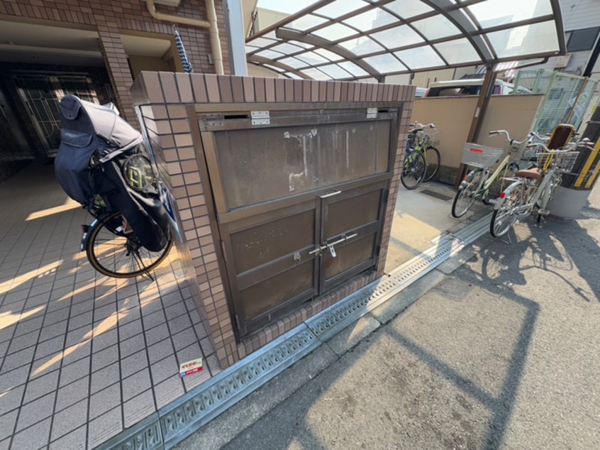 建物設備 イスタナ