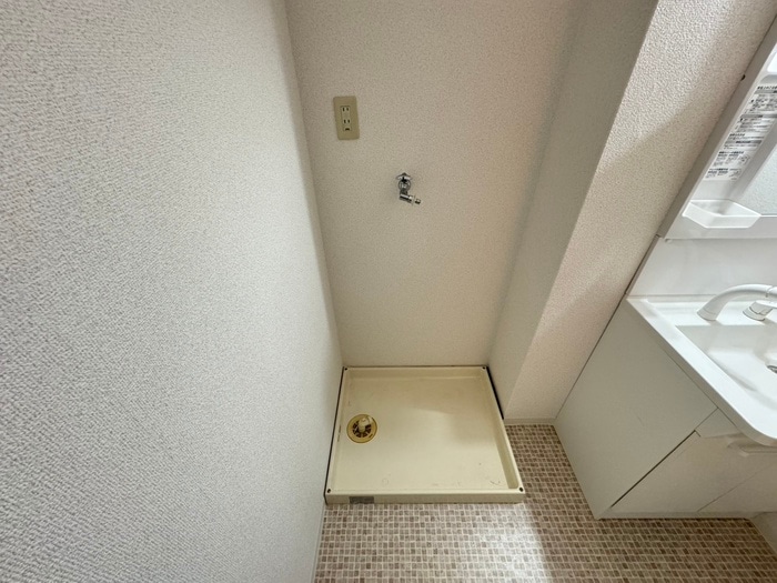 洗濯機置場 イスタナ