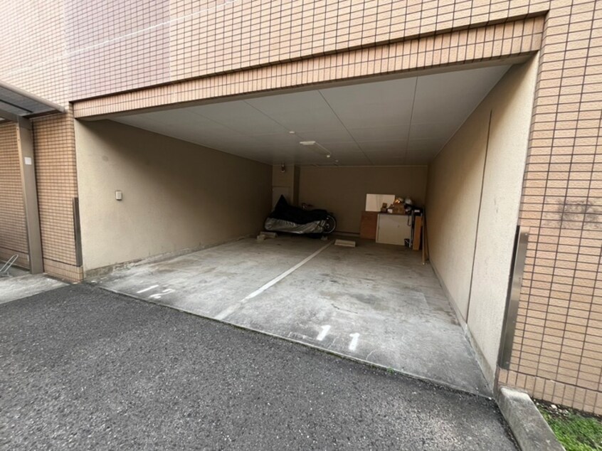 駐車場 ラポール末広