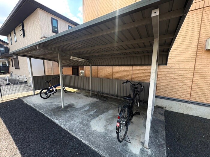 駐輪場 リヴェ－ルＳＥＴＡ