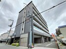 スクウェアＪの外観