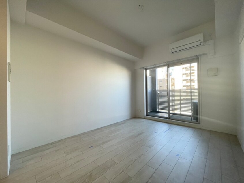 居室 プレサンス三宮東フィール(607)