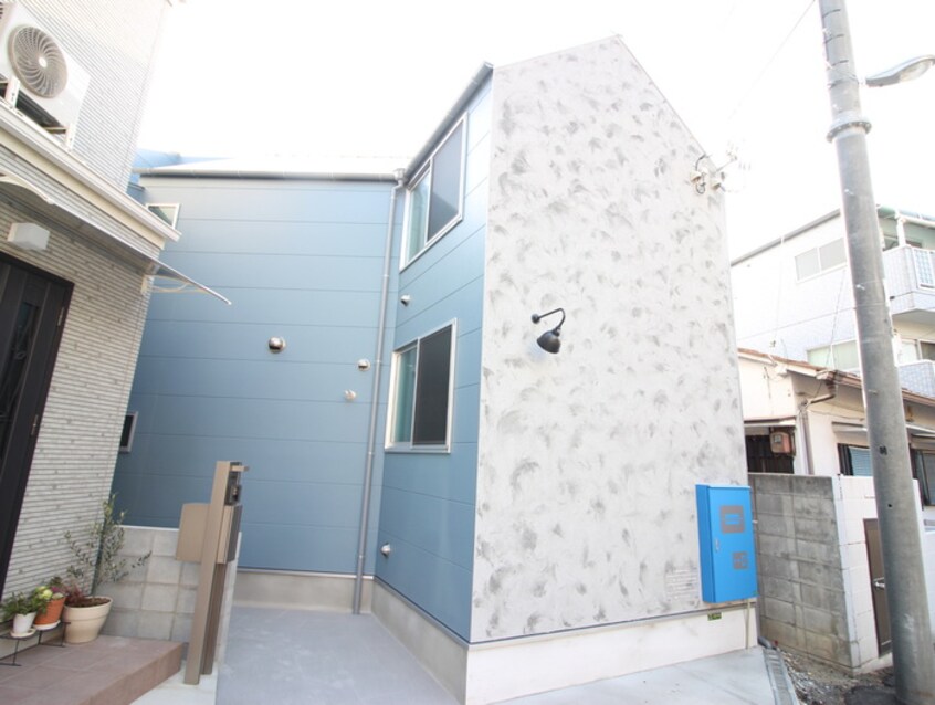 外観写真 Shine Shimo Shinjo