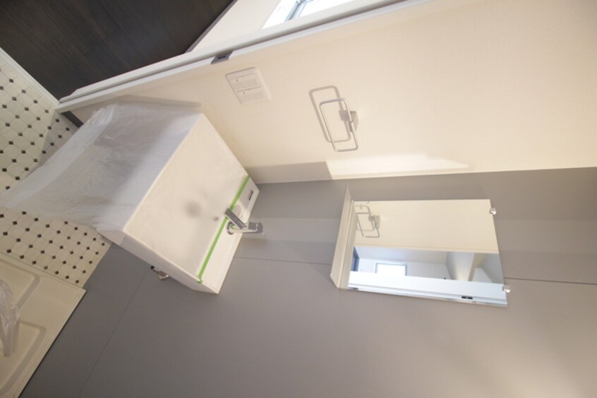 洗面 Shine Shimo Shinjo