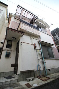 ハルイテラス日下町