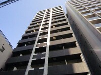 ｸﾘｽﾀﾙｸﾞﾗﾝﾂ心斎橋ＥＡＳＴ(301)