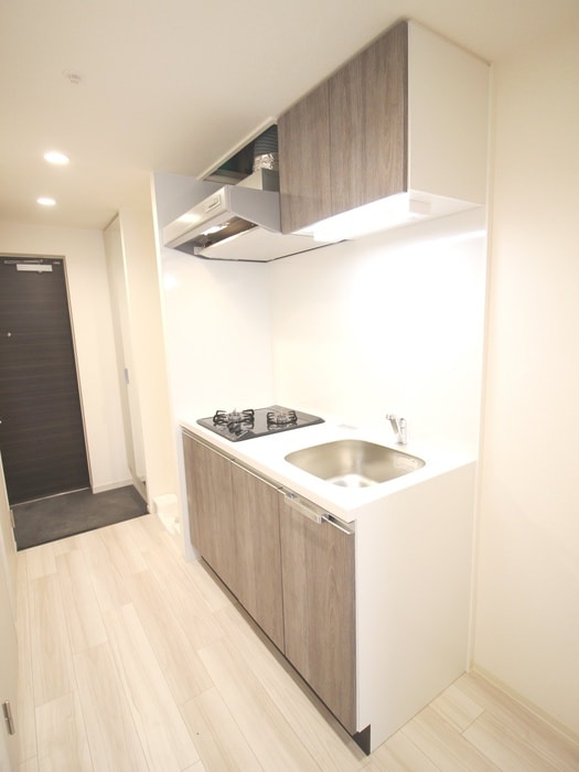 キッチン ﾌﾟﾚｻﾝｽOSAKA西中島ﾘｴｿﾞﾝ(403)