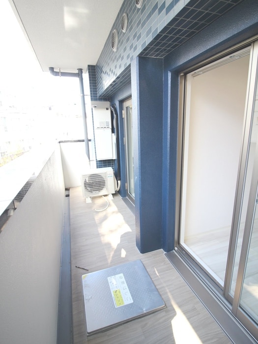 室内からの展望 ﾌﾟﾚｻﾝｽOSAKA西中島ﾘｴｿﾞﾝ(403)