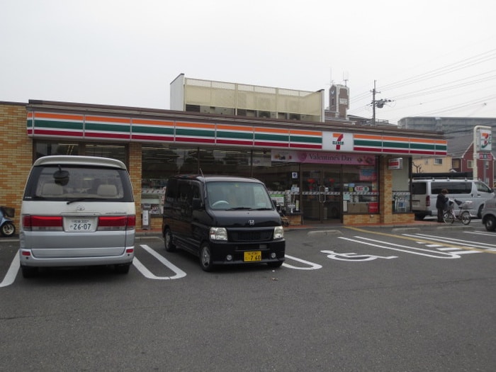 セブンイレブン(コンビニ)まで2160m アルミック山荘Ｂ棟