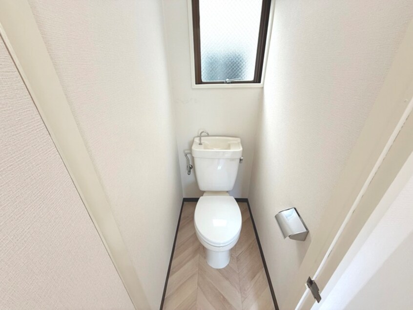 トイレ ハイツノブ