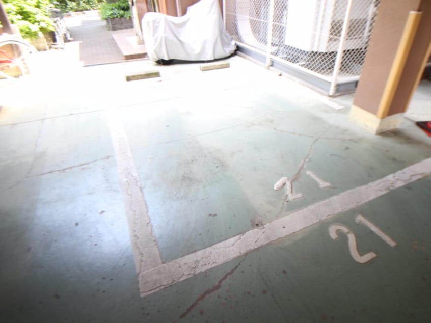 駐車場 グランディアミ・アモ－レ南塚口