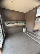 エントランス部分 フレーシア布施