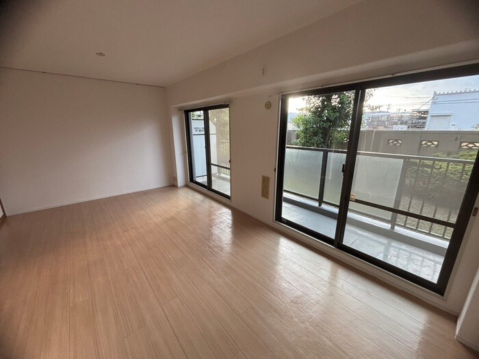 居室 フレーシア布施