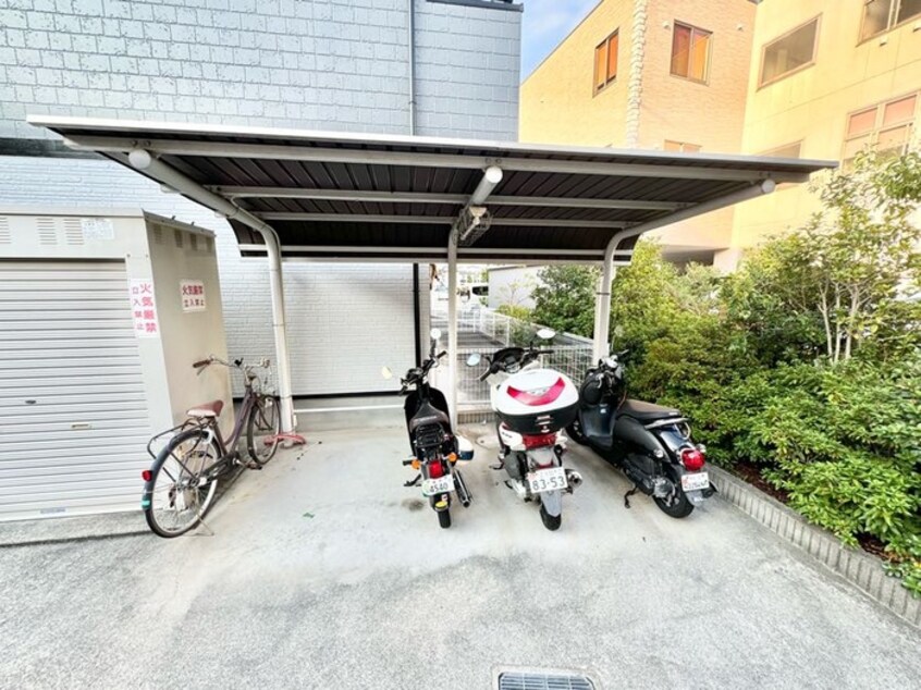 駐輪場 フジパレス池田