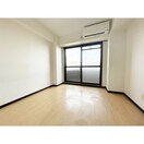 居室 オズレジデンス関目