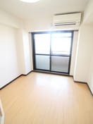 居室 オズレジデンス関目