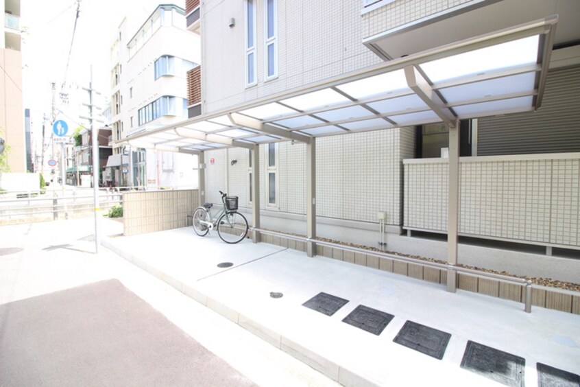 駐輪場 アクシス西宮北口