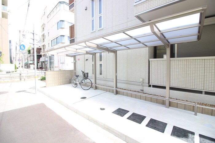 駐輪場 アクシス西宮北口