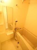 バス／シャワールーム等 インザグレイス梅田北(303)