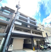 ｉ．レジデンス　六角