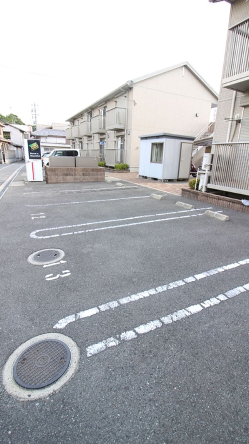 駐車場 ドリ－ム葉月六番館