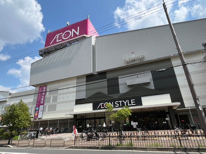 イオン茨木(ショッピングセンター/アウトレットモール)まで600m ローズコテージ弐番館