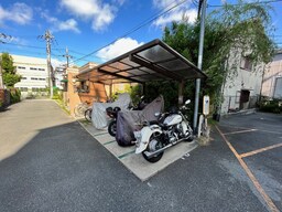 バイク置き場