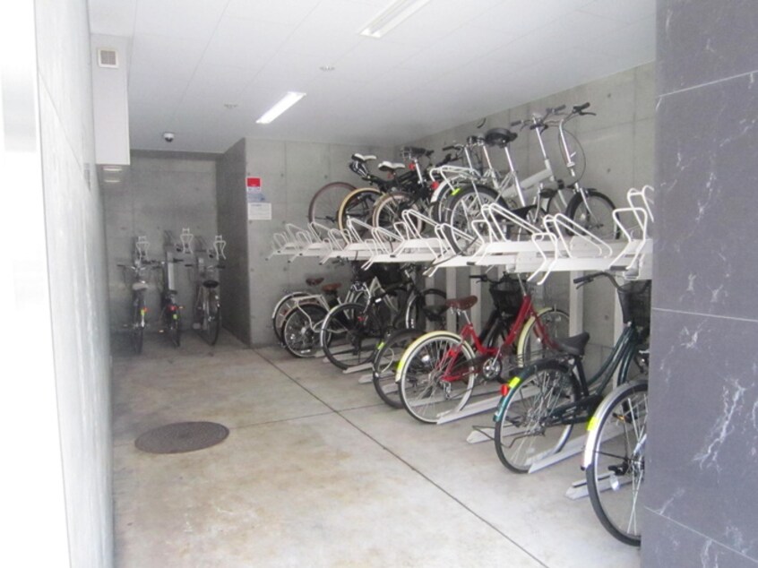 駐輪場 エスリード神戸海岸通(302)