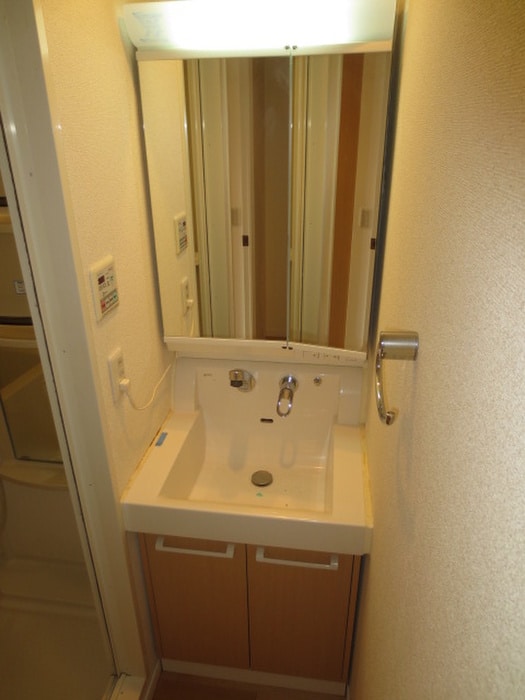 洗面 ジュネ－ゼグラン淀屋橋