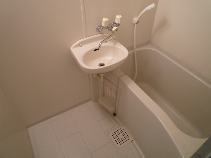 バス／シャワールーム等 セントポ－リア