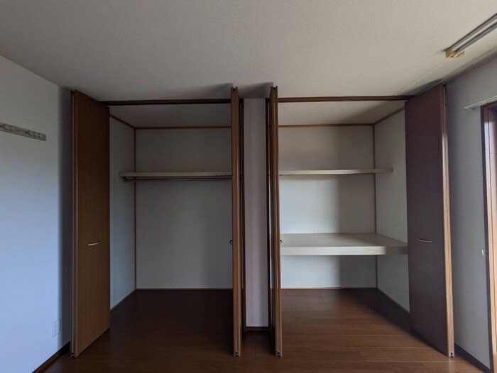 収納 グランシャリオ