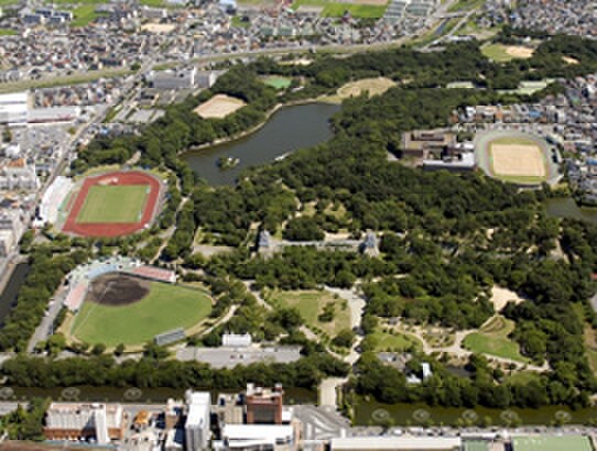 明石公園(公園)まで450m エイゼンビル