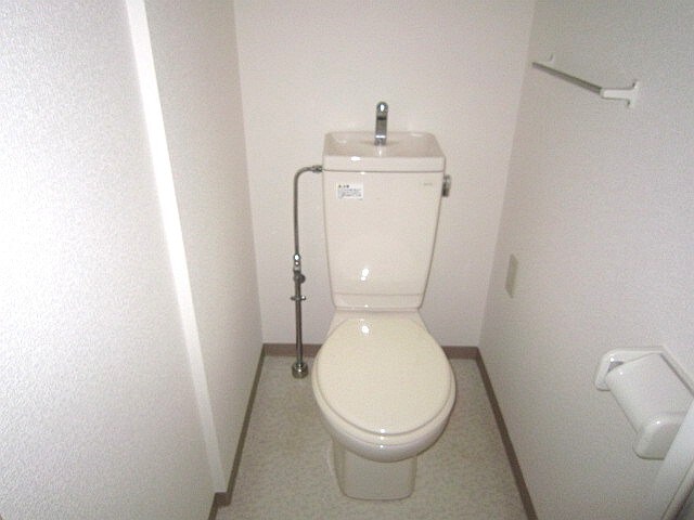 トイレ ブランベ－ル甲東園