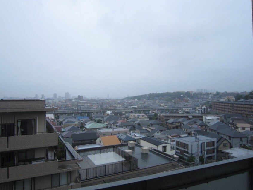 室内からの展望 ブランベ－ル甲東園